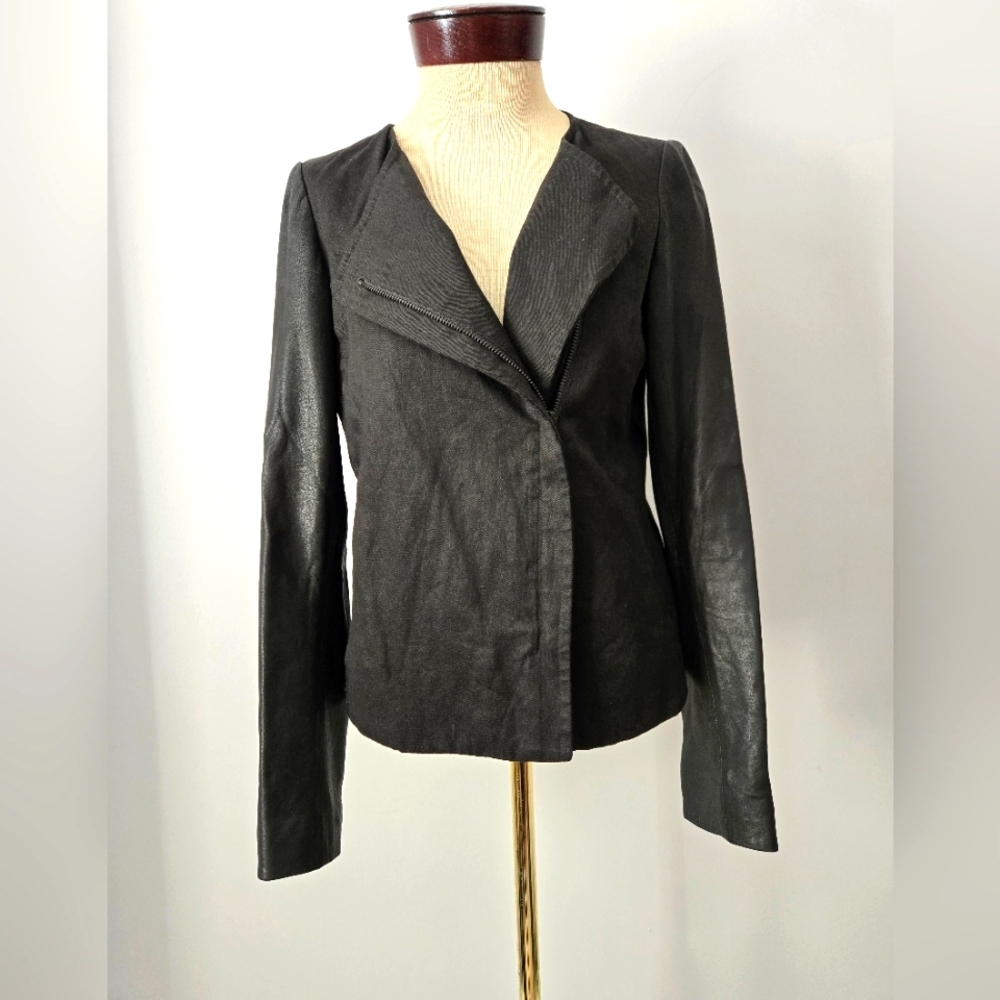 VINCE Women's Linen and Leather Black Jacket Lined in Silk. Size 6